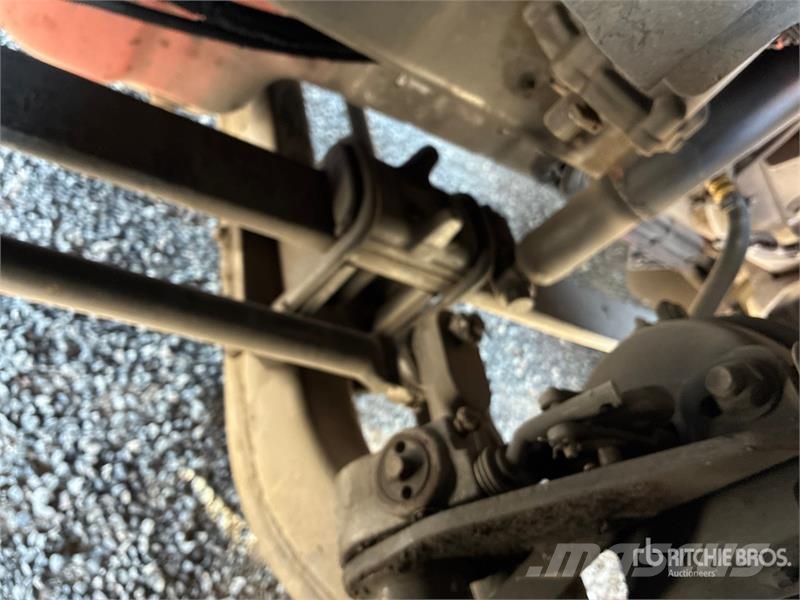 International LT625 Седельные тягачи