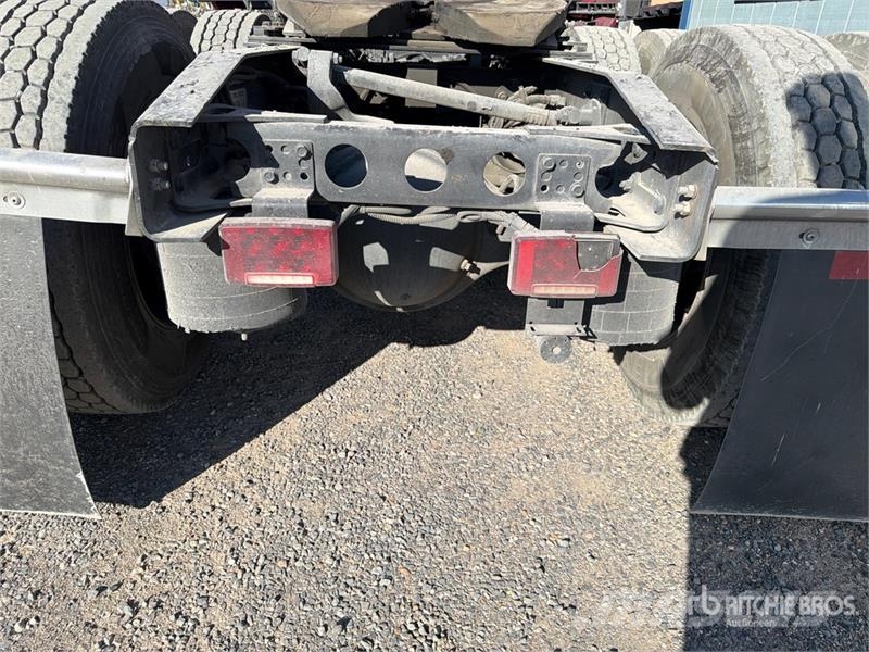 International LT625 Cabezas tractoras