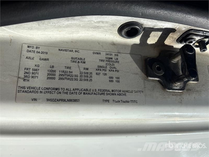 International LT625 트랙터 유닛