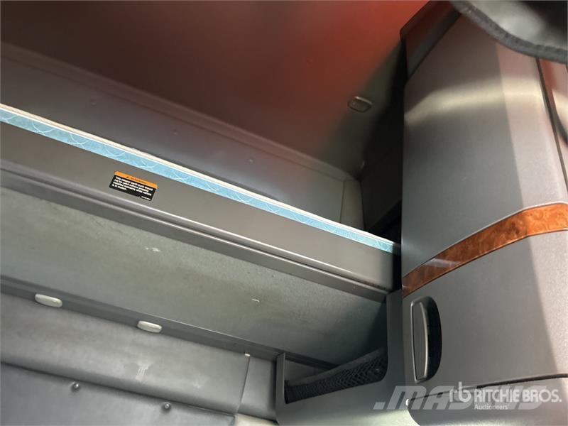 International LT625 Тягачі