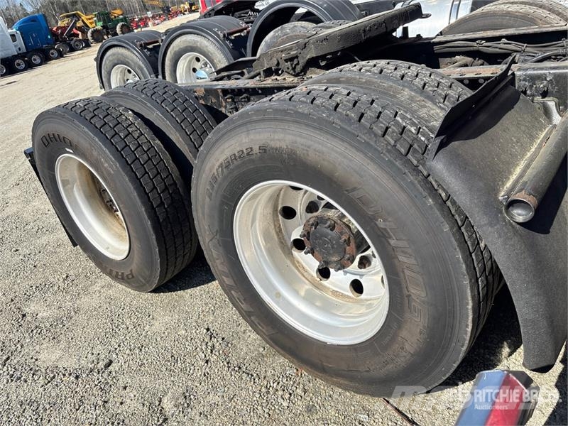 International LT625 Tracteur routier