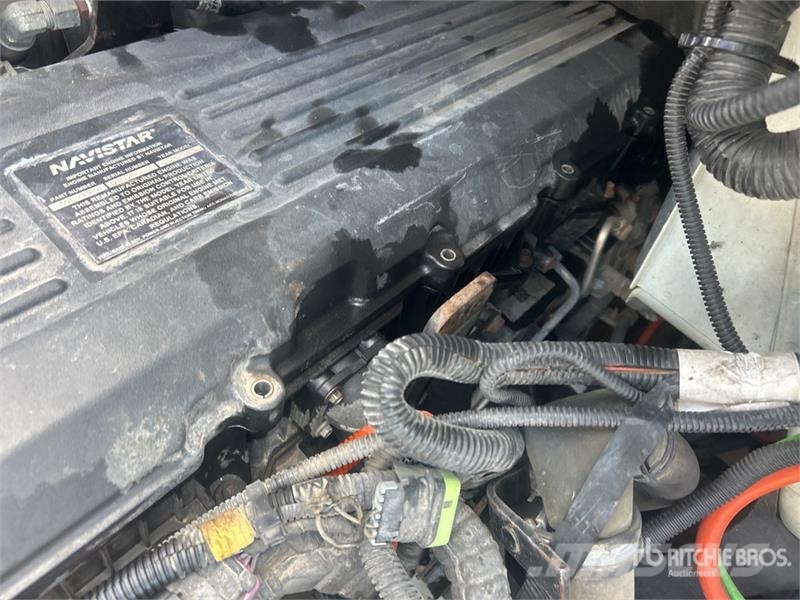 International LT625 트랙터 유닛