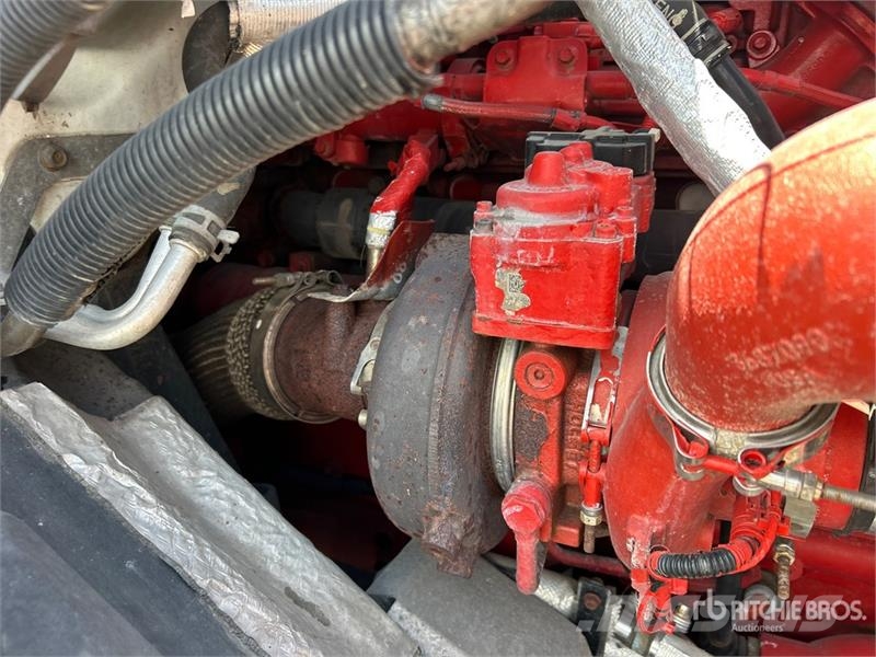 International LT625 트랙터 유닛
