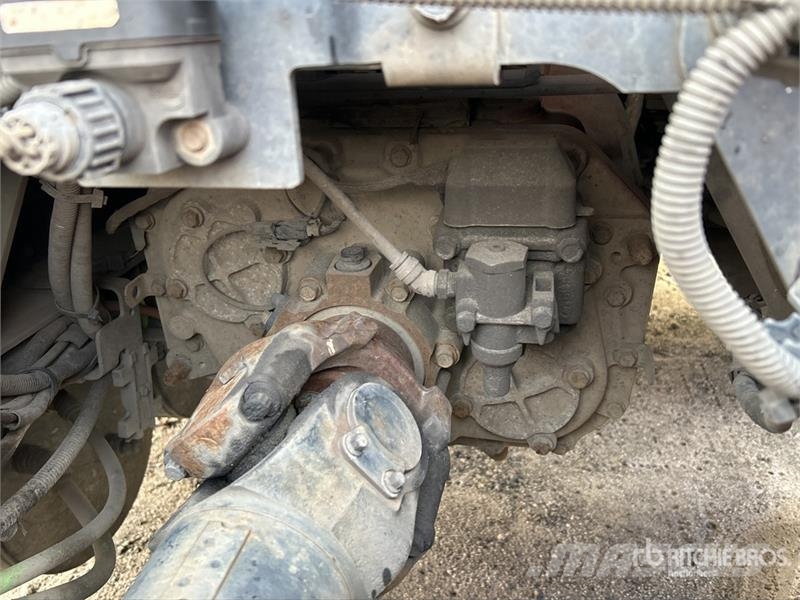 International LT625 6x4 T/A Day Cab Truck Tractor Prime Movers