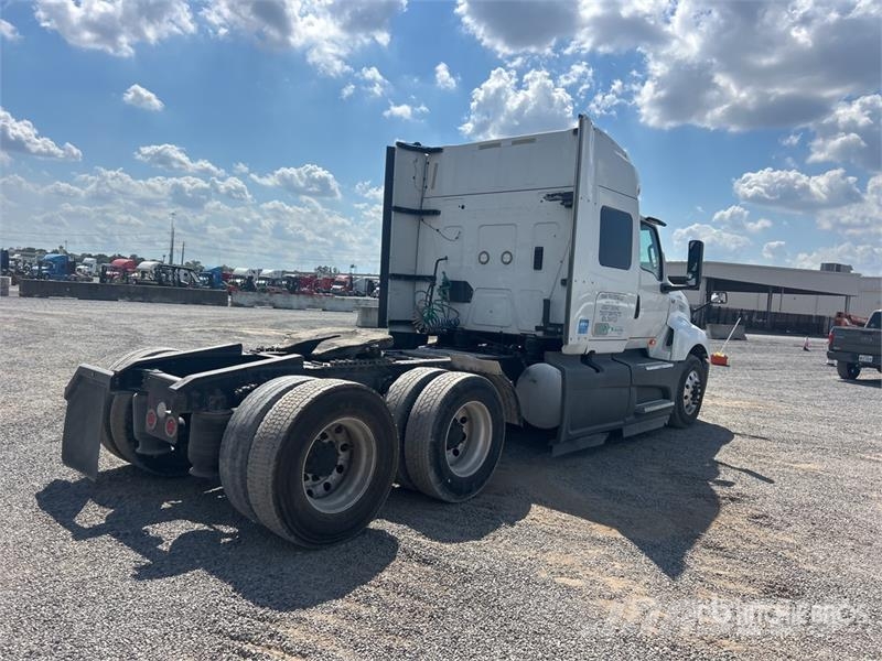 International LT625 6x4 T/A Sleeper Truck Tractor Trekkers