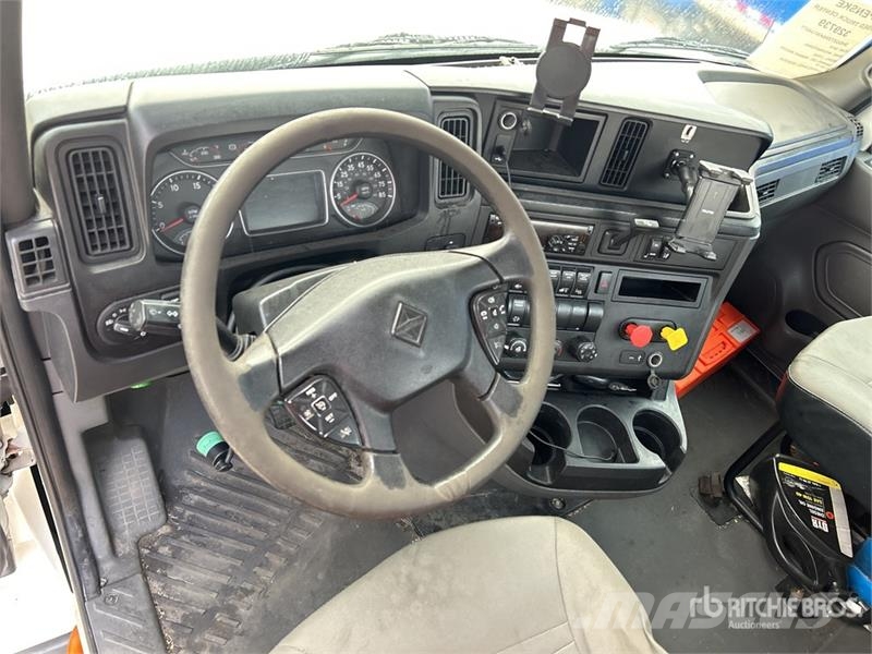 International LT625 6x4 T/A Day Cab Truck Tractor Prime Movers