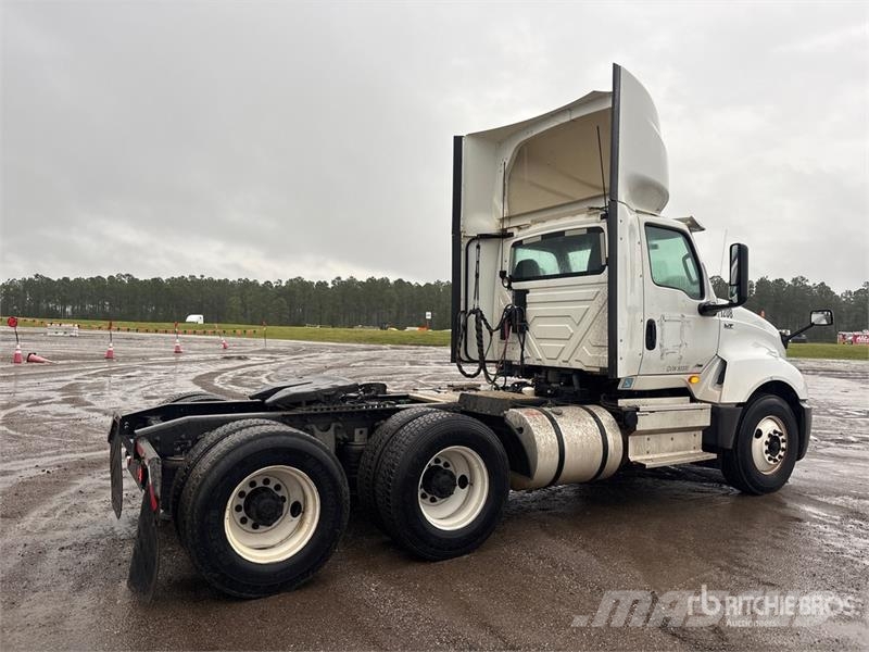 International LT625 6x4 T/A Day Cab Truck Tractor Çekiciler