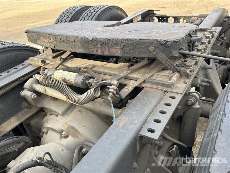 International LT625 6x4 T/A Day Cab Truck Tractor Prime Movers
