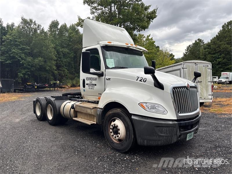 International LT625 6x4 T/A Day Cab Truck Tractor Prime Movers