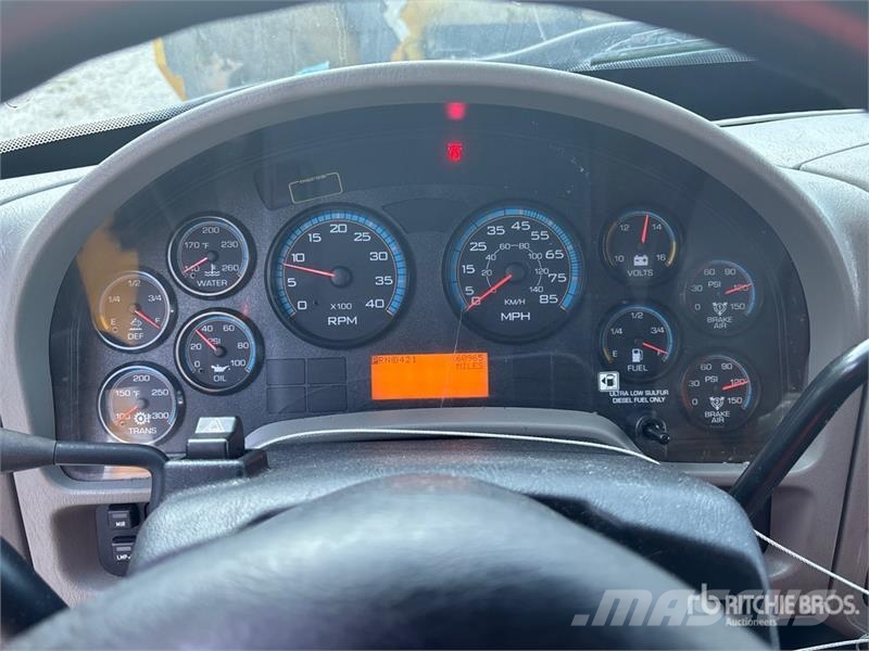 International M2 Каросерии
