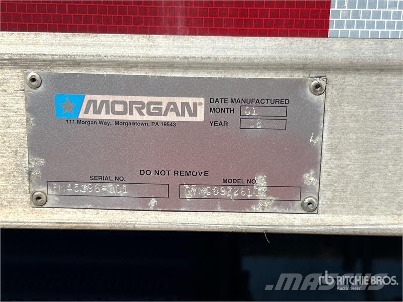 International MA025 4x2 Van Truck Furgoonautod