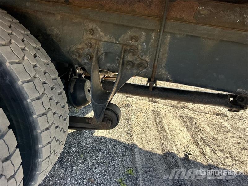 International MA025 4x2 Van Truck Furgoonautod