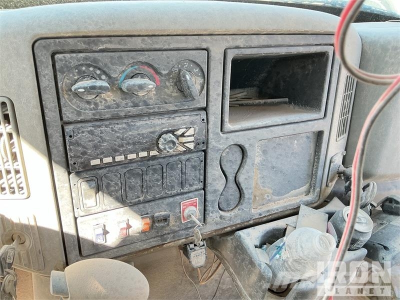 International MA025 4x2 Service Truck (Inoperable) Komunalna vozila
