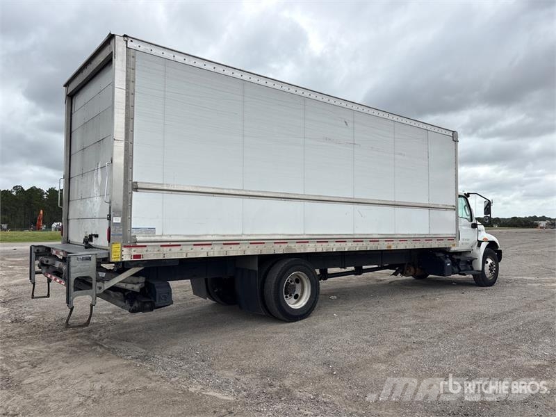 International MV607 4x2 Van Truck 貨箱式卡車