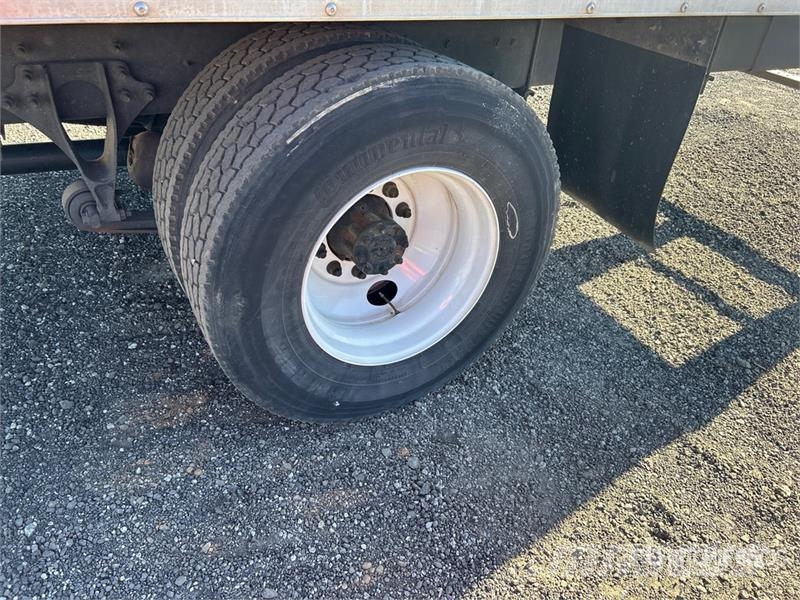International MV607 4x2 Moving Van Truck Sanduk kamioni