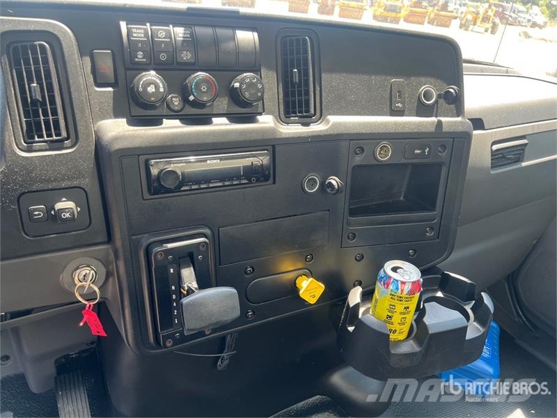 International MV607 4x2 Van Truck Box body trucks