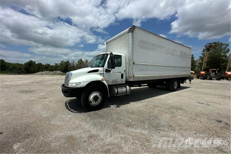 International MV607 4x2 Van Truck Box trucks