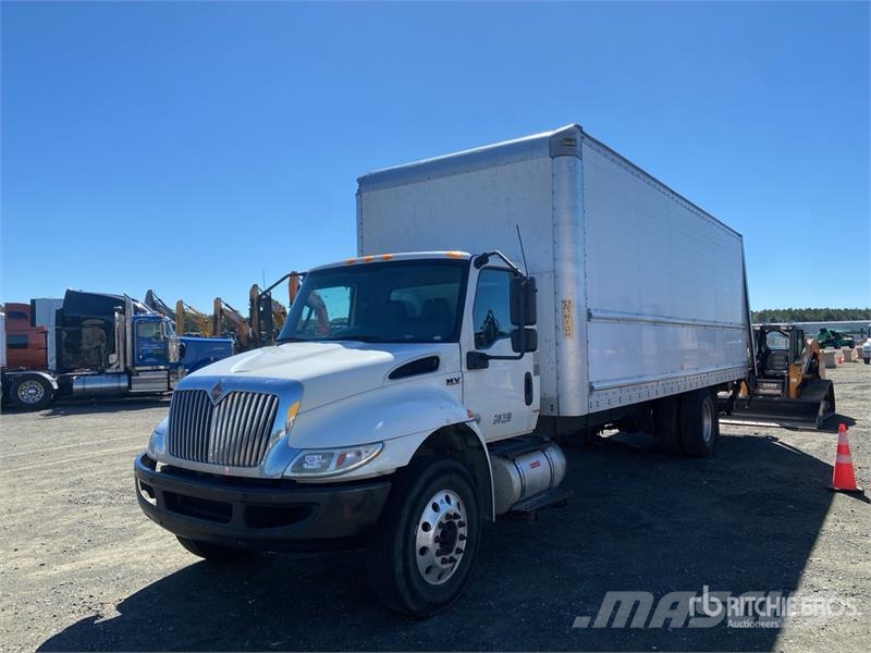 International MV607 4x2 Van Truck Samochody ciężarowe ze skrzynią zamkniętą