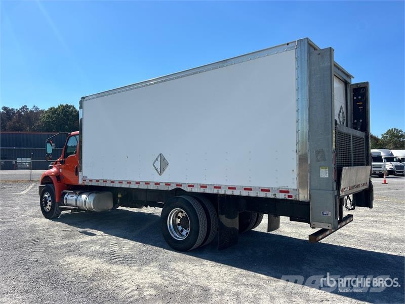 International MV607 4x2 Moving Van Truck Tovornjaki zabojniki