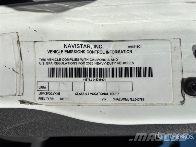 International MV607 4x2 Van Truck Tovornjaki zabojniki