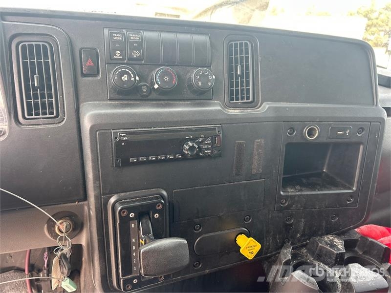 International MV607 4x2 Van Truck Van Body Trucks