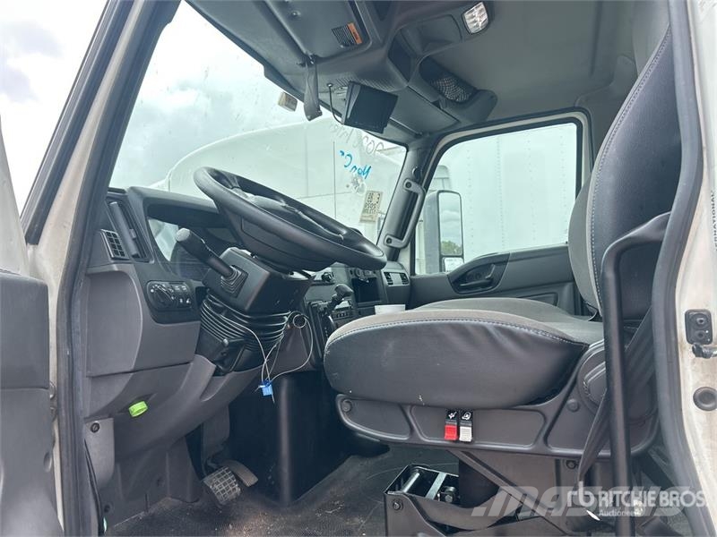 International MV607 4x2 Refrigerated Truck Tovornjaki hladilniki