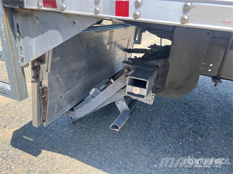 International MV607 4x2 Van Truck Box body trucks