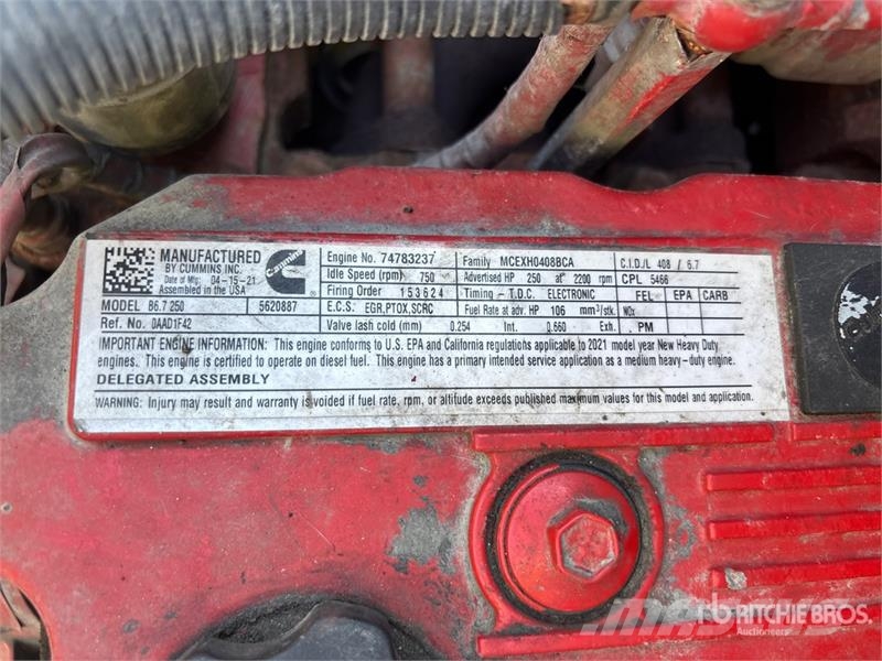 International MV607 4x2 Van Truck (Inoperable) Fast kasse