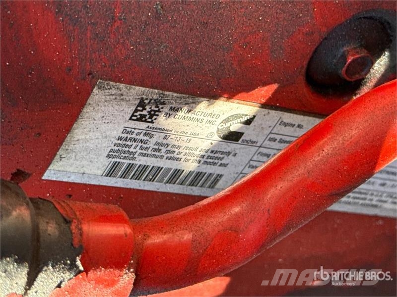 International MV607 4x2 Moving Van Truck Fast kasse