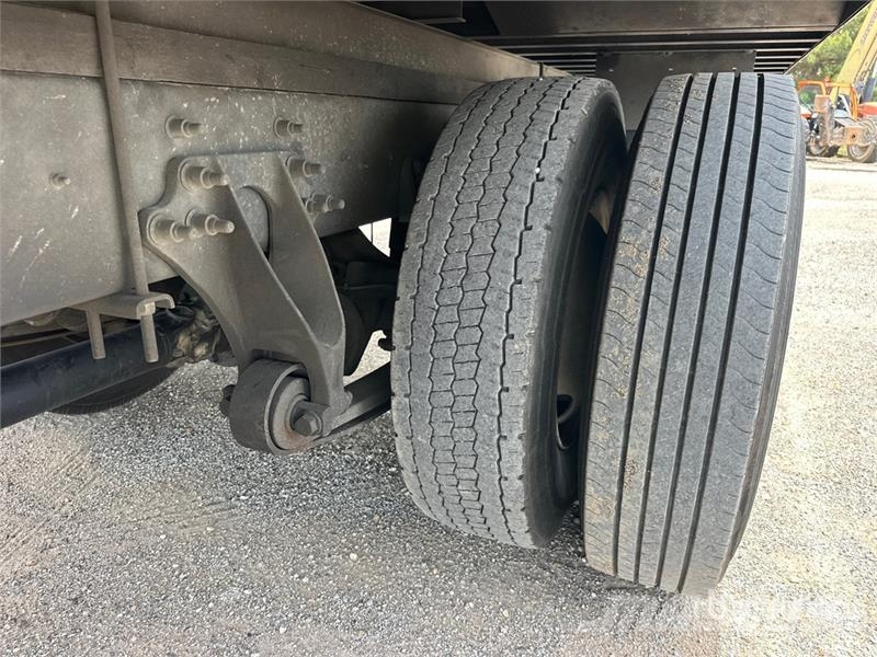 International MV607 4x2 Van Truck Box trucks