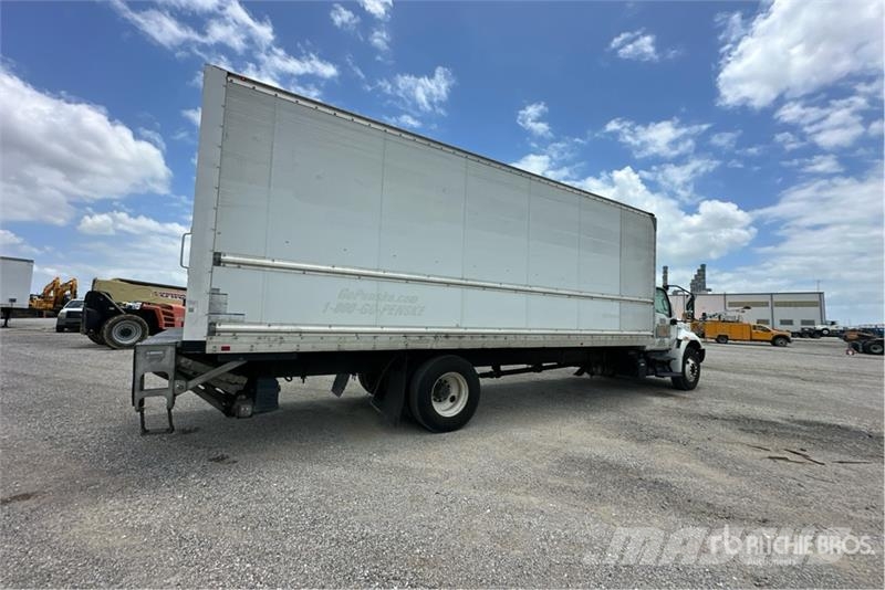 International MV607 4x2 Van Truck Box trucks
