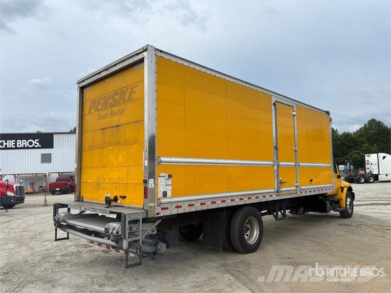 International MV607 4x2 Van Truck Tovornjaki zabojniki