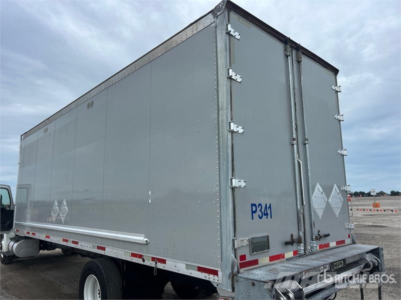 International MV607 4x2 Van Truck Furgons