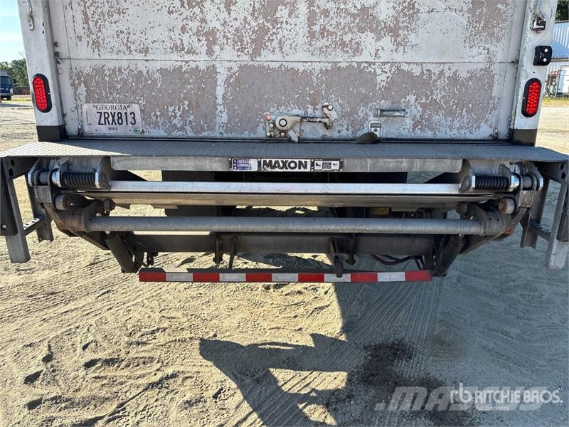 International MV607 4x2 Van Truck Caminhões baú