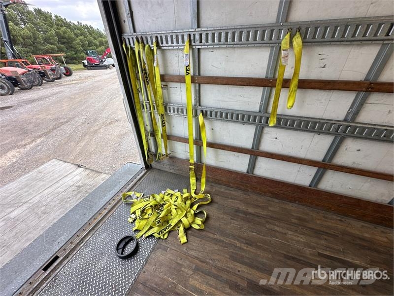International MV607 4x2 Van Truck Box trucks