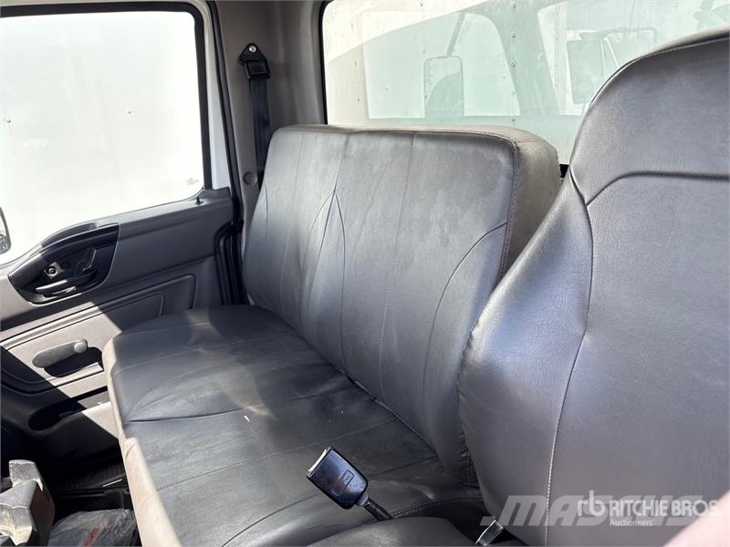 International MV607 4x2 Van Truck Box body trucks