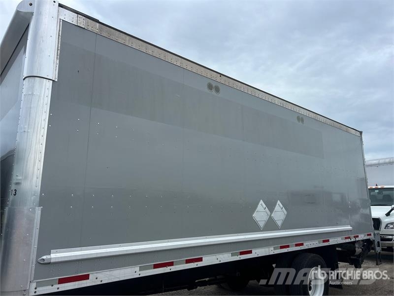 International MV607 4x2 Van Truck Furgons