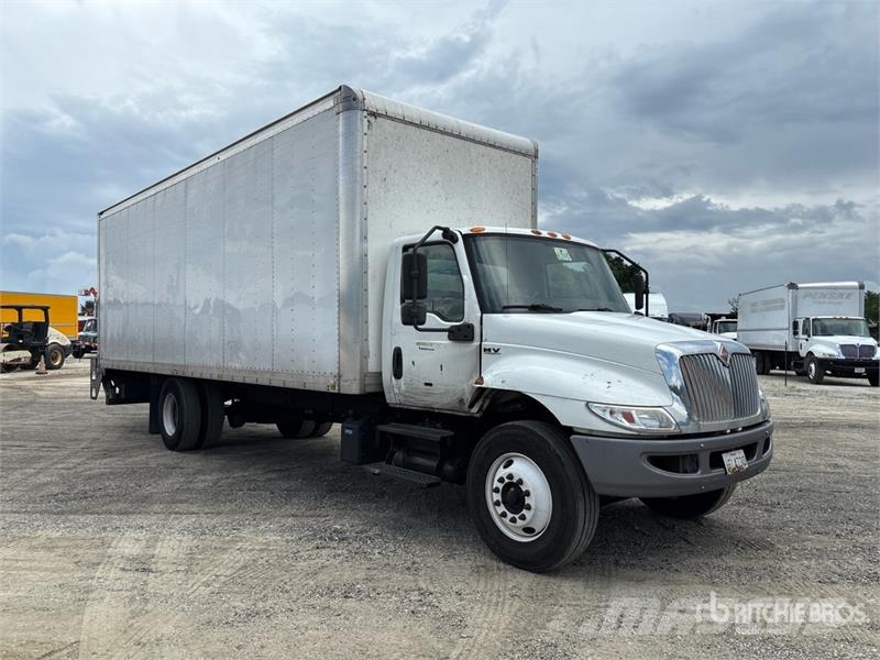 International MV607 4x2 Van Truck Umpikorikuorma-autot