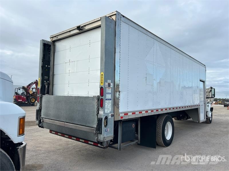 International MV607 4x2 Van Truck Camion cassonati