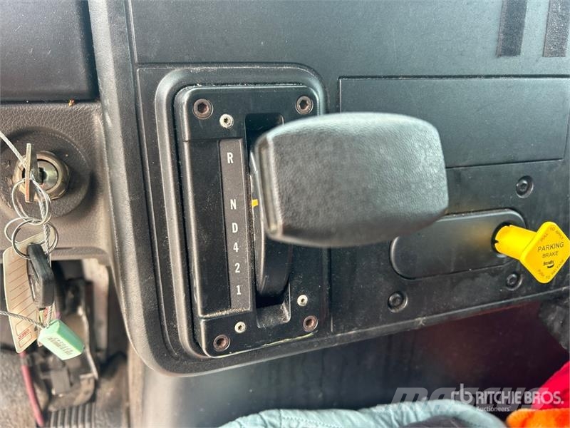 International MV607 4x2 Van Truck Van Body Trucks