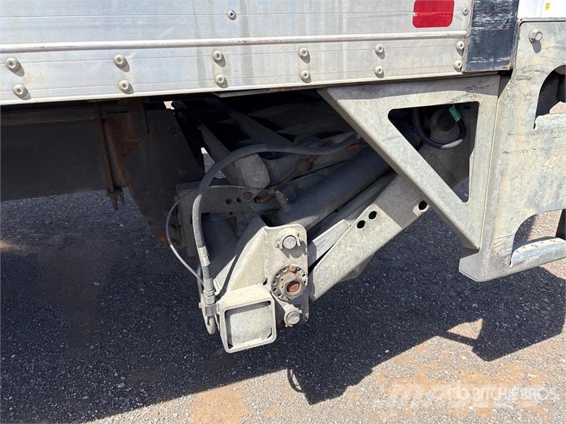 International MV607 4x2 Van Truck Box body trucks