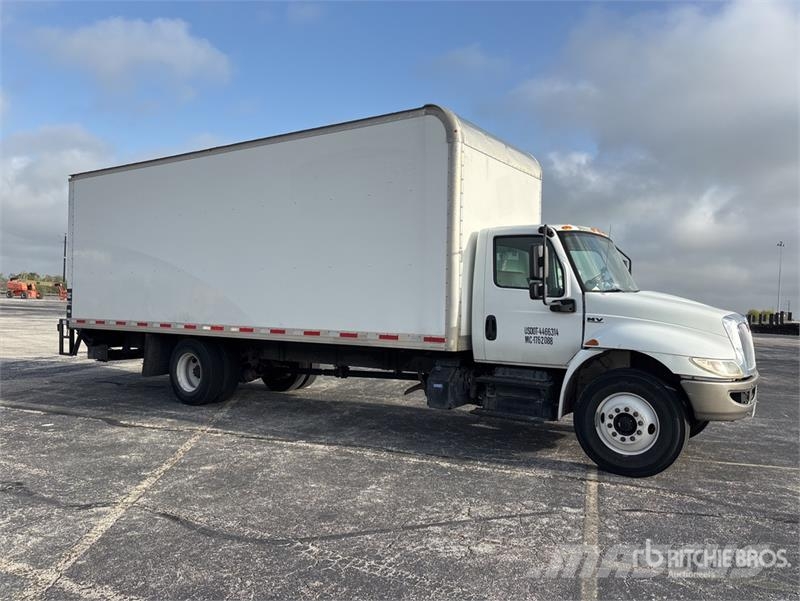 International MV607 4x2 Van Truck Umpikorikuorma-autot