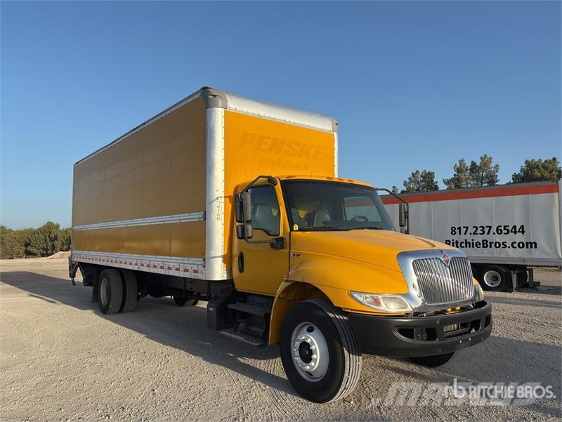 International MV607 4x2 Van Truck Furgoonautod
