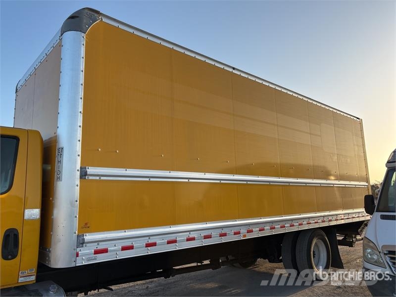International MV607 4x2 Van Truck Furgoonautod
