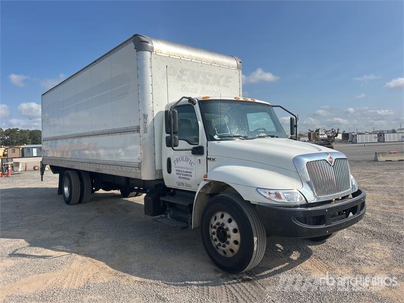 International MV607 4x2 Van Truck Camiones caja cerrada