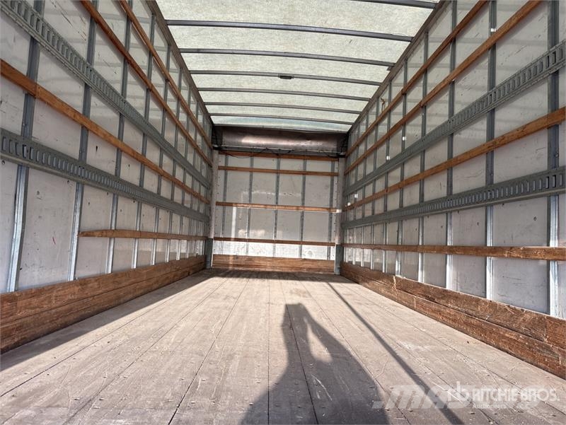 International MV607 4x2 Van Truck Furgoonautod