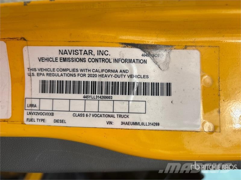International MV607 4x2 Van Truck Tovornjaki zabojniki
