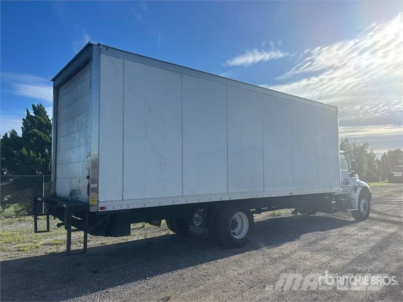 International MV607 4x2 Van Truck Umpikorikuorma-autot