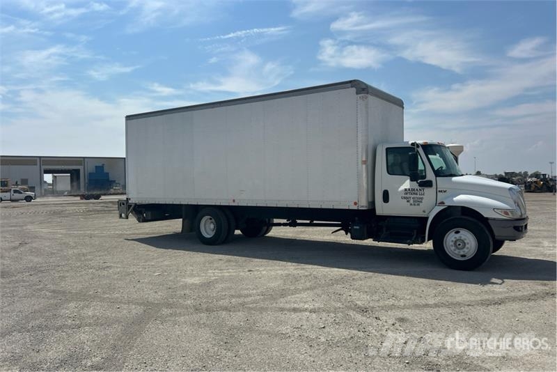 International MV607 4x2 Van Truck Umpikorikuorma-autot