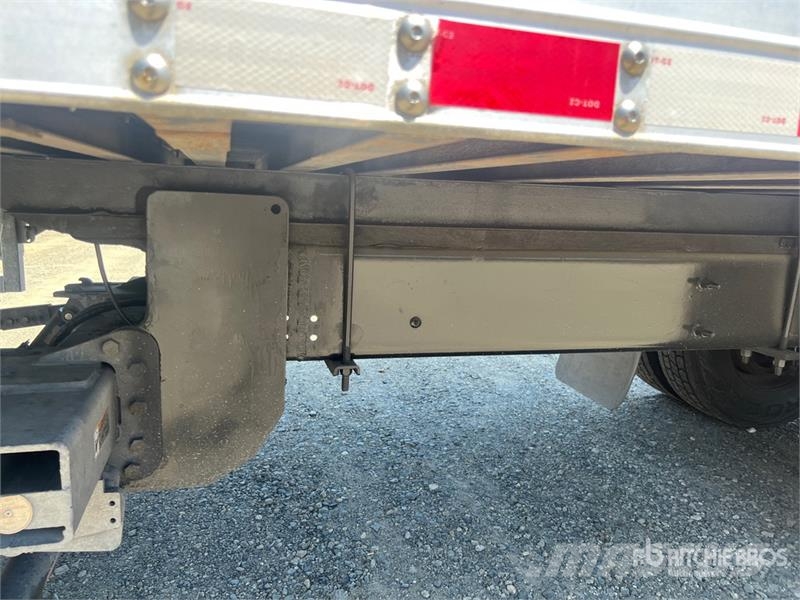 International MV607 4x2 Van Truck Box body trucks